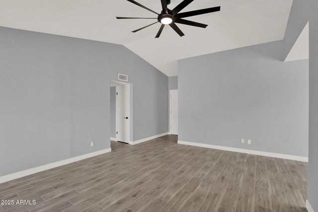 7001 W NORTH Lane, Peoria, AZ 85345