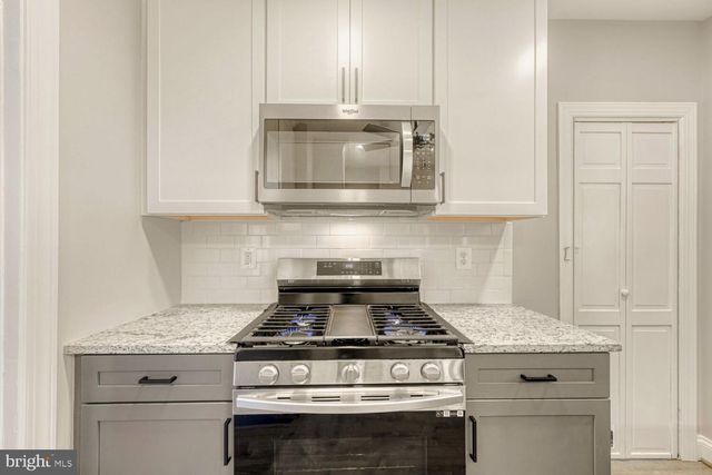 7607 PARK DR, Parkville, MD 21234