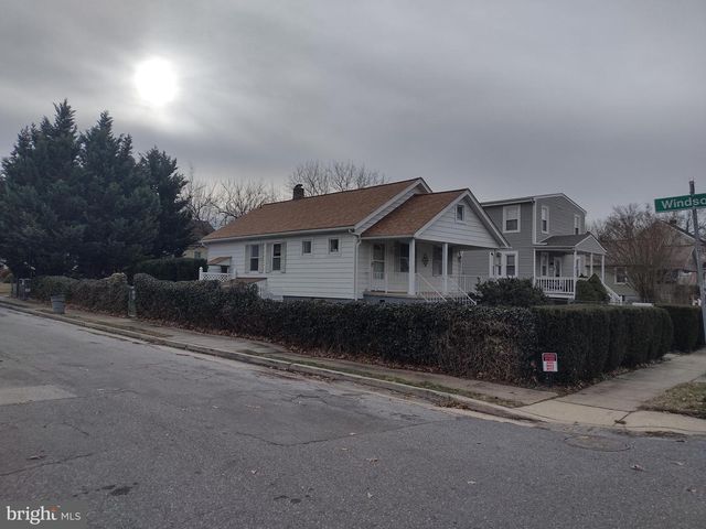 7607 PARK DR, Parkville, MD 21234