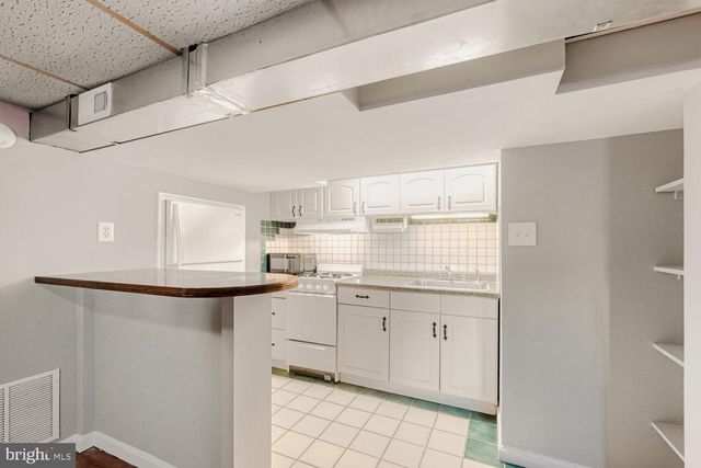 7607 PARK DR, Parkville, MD 21234