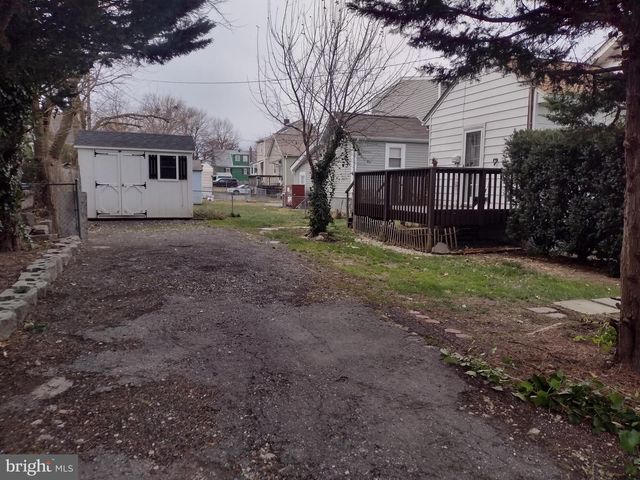 7607 PARK DR, Parkville, MD 21234