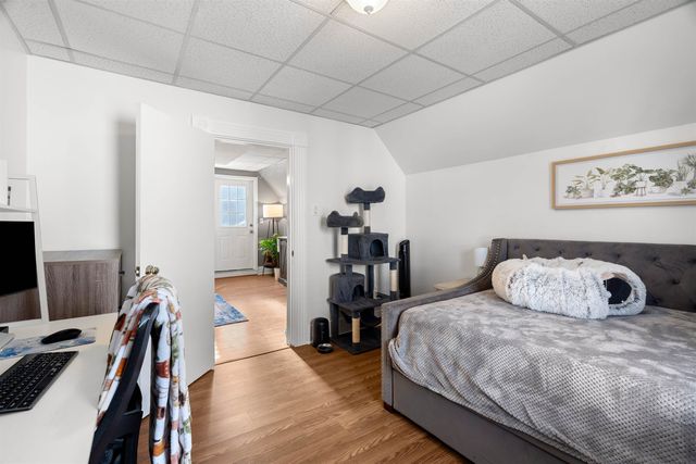 374 Bartlett Street, Manchester, NH 03102