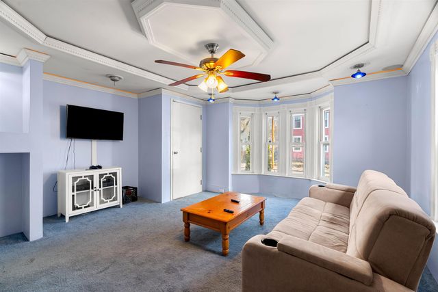 374 Bartlett Street, Manchester, NH 03102