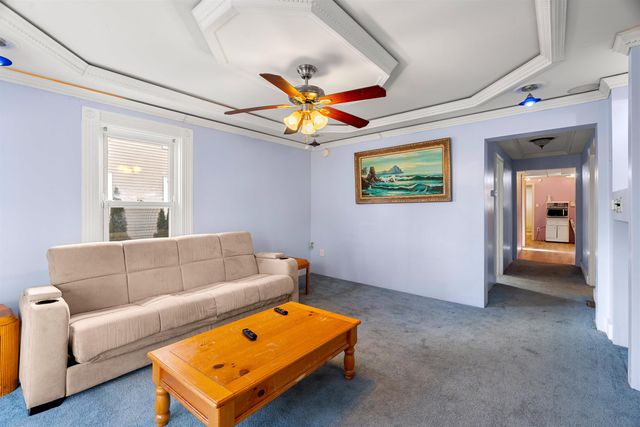 374 Bartlett Street, Manchester, NH 03102