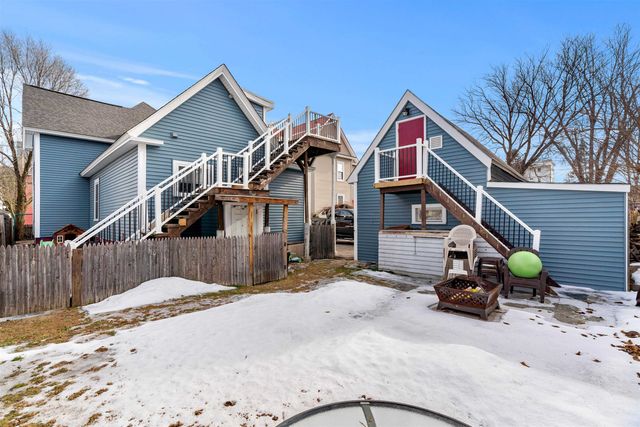 374 Bartlett Street, Manchester, NH 03102