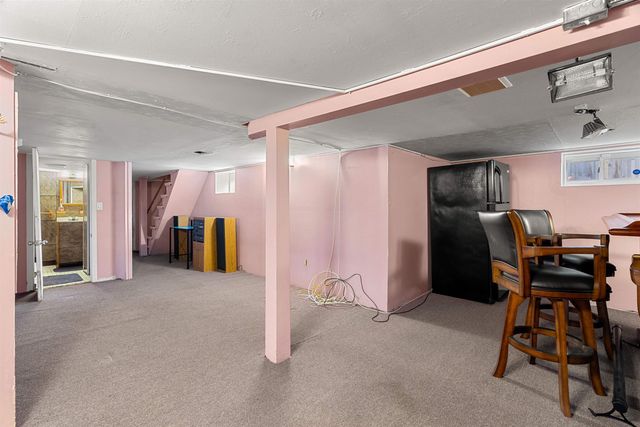 374 Bartlett Street, Manchester, NH 03102