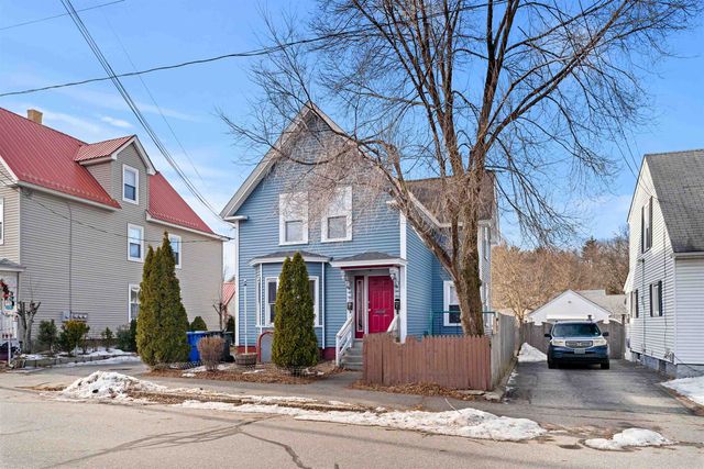 374 Bartlett Street, Manchester, NH 03102