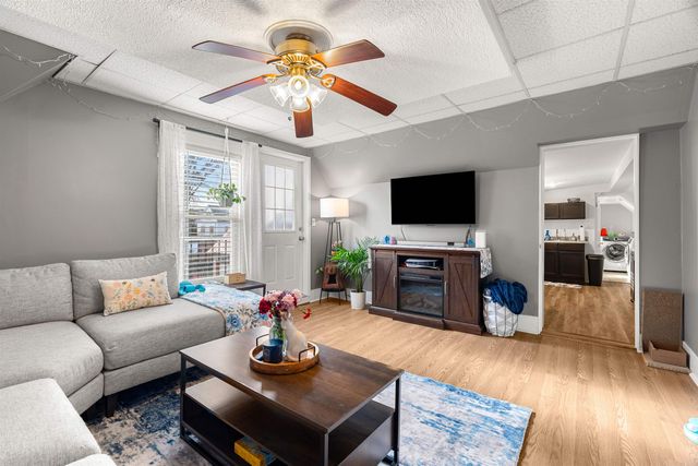 374 Bartlett Street, Manchester, NH 03102