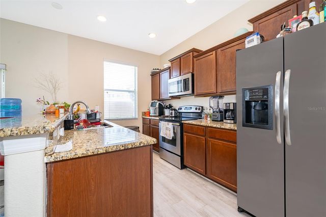 10733 SAVANNAH LANDING CIRCLE, Orlando, FL 32832