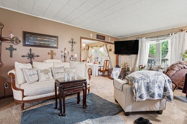 5203 W Court Street, Monee, IL 60449