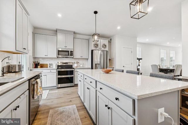 3578 STEPHENSONS HILL LN, Marshall, VA 20115