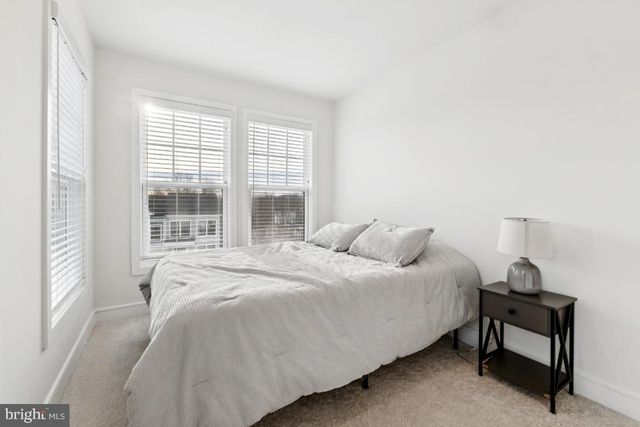 3578 STEPHENSONS HILL LN, Marshall, VA 20115