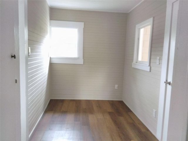 624 E HOWRY AVENUE, Deland, FL 32724