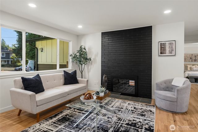 12116 SE 71st Street, Newcastle, WA 98056
