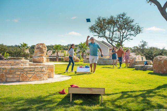 325 Dulce Vista, Boerne, TX 78006