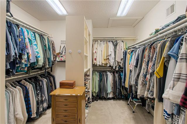 12814 Bond Street, Overland Park, KS 66213