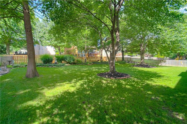 12814 Bond Street, Overland Park, KS 66213