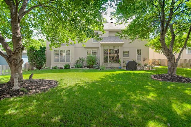 12814 Bond Street, Overland Park, KS 66213