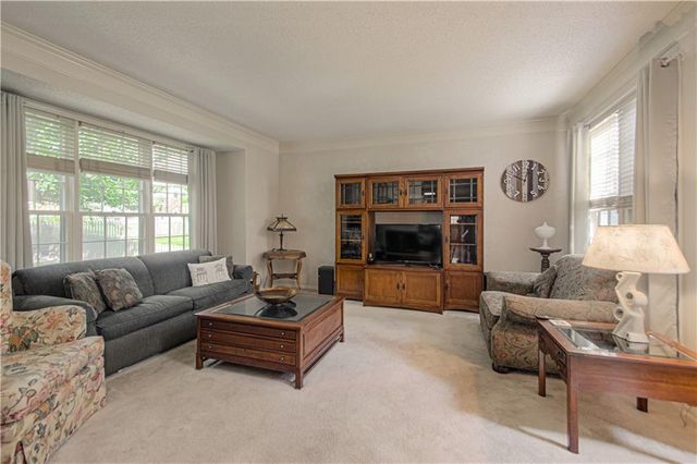 12814 Bond Street, Overland Park, KS 66213