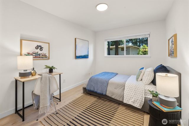 14284 120th Place NE, Kirkland, WA 98034