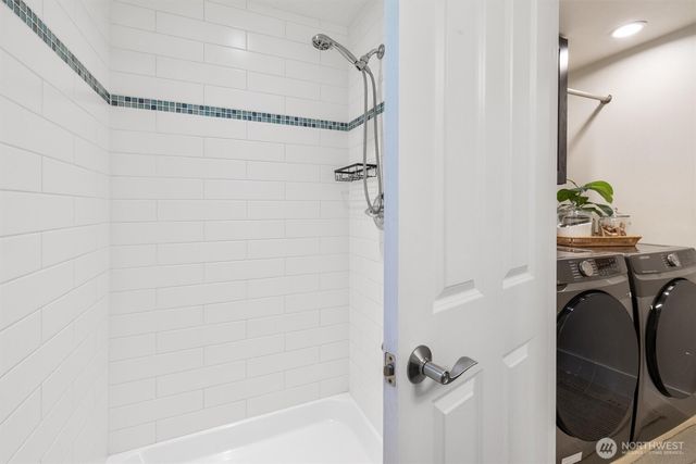 14284 120th Place NE, Kirkland, WA 98034