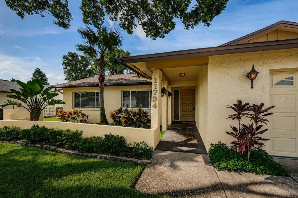 11794 96TH PLACE, Seminole, FL 33772