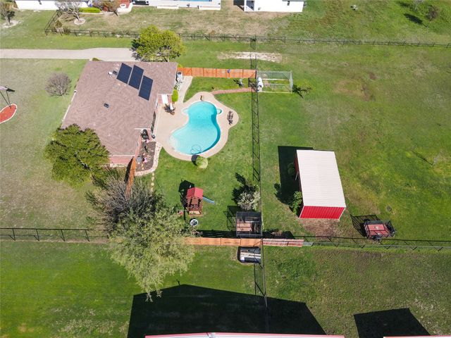 2830 Skinner Road, Midlothian, TX 76065