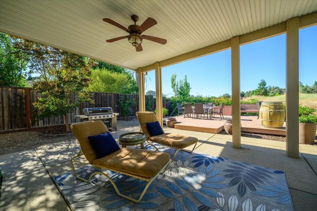3349 Tourmaline Way, Rescue, CA 95672