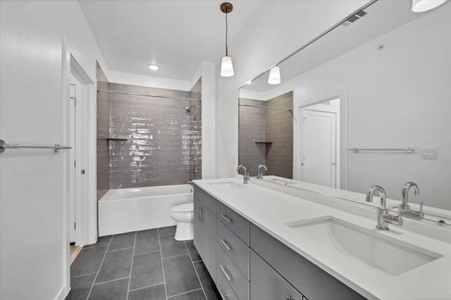 4801 Springdale RD 1402, Austin, TX 78723