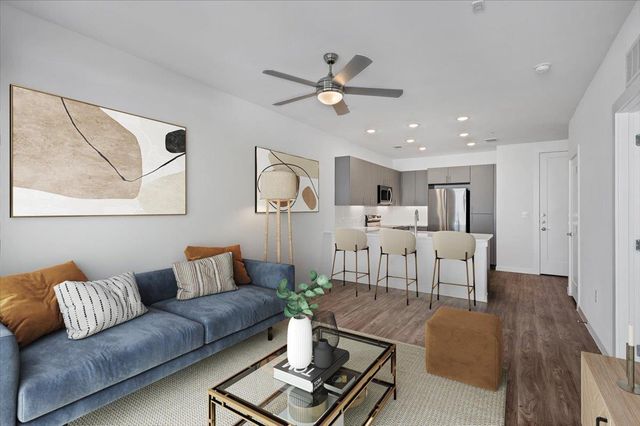 4801 Springdale RD 1402, Austin, TX 78723