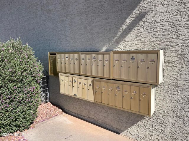 2002 E Sweetwater Avenue 108, Phoenix, AZ 85022