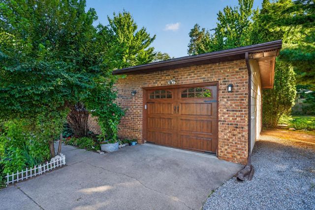 86 W Golden Lake Road, Circle Pines, MN 55014