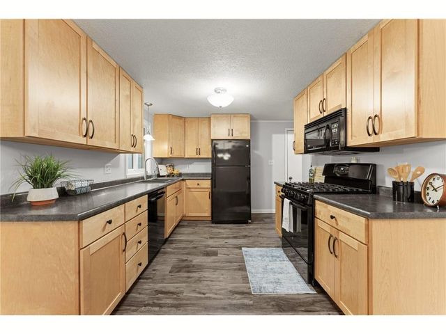 86 W Golden Lake Road, Circle Pines, MN 55014