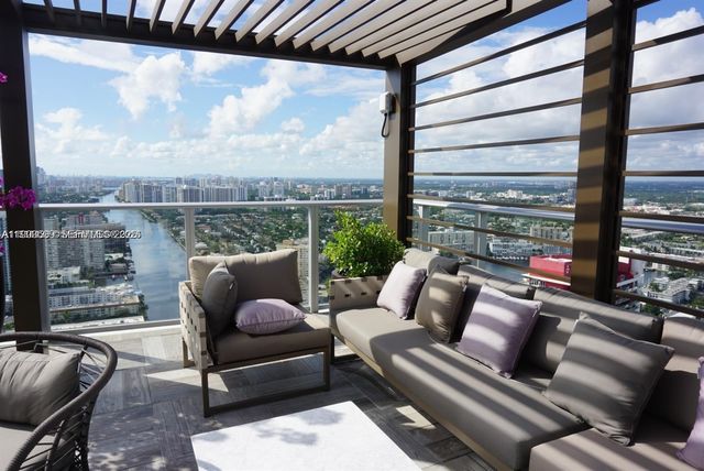 4010 S Ocean Drive T4302, Hollywood, FL 33019