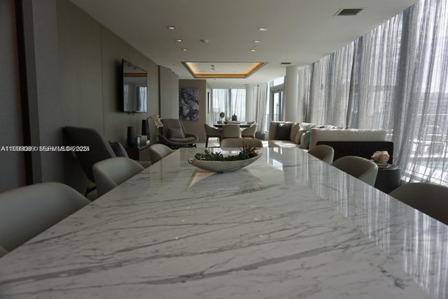 4010 S Ocean Drive T4302, Hollywood, FL 33019