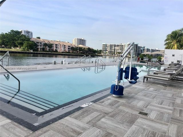 4010 S Ocean Drive T4302, Hollywood, FL 33019