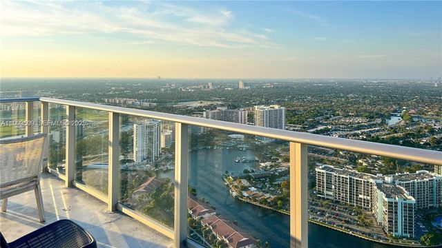 4010 S Ocean Drive T4302, Hollywood, FL 33019