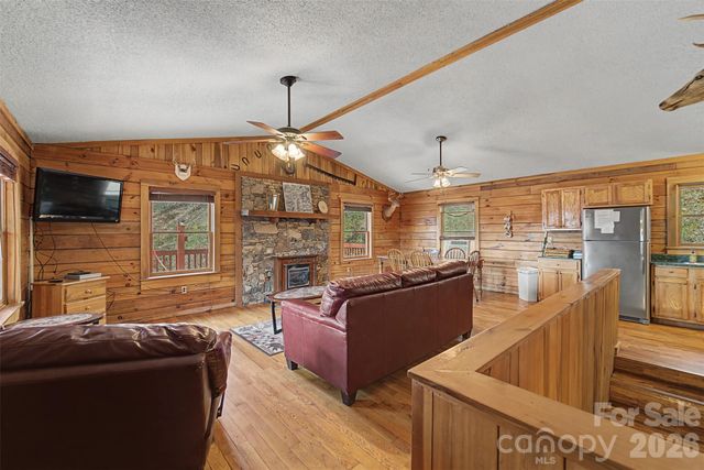 306 Forget Me Not Lane, Whittier, NC 28789