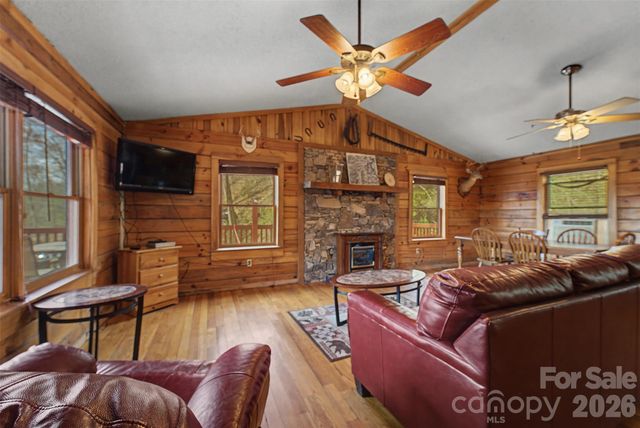 306 Forget Me Not Lane, Whittier, NC 28789