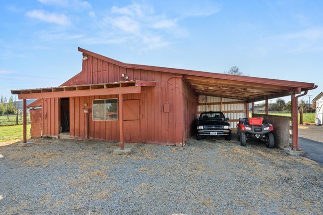 2653 Scenic Avenue, Central Point, OR 97502