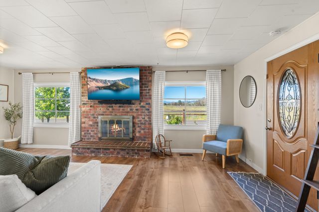 2653 Scenic Avenue, Central Point, OR 97502