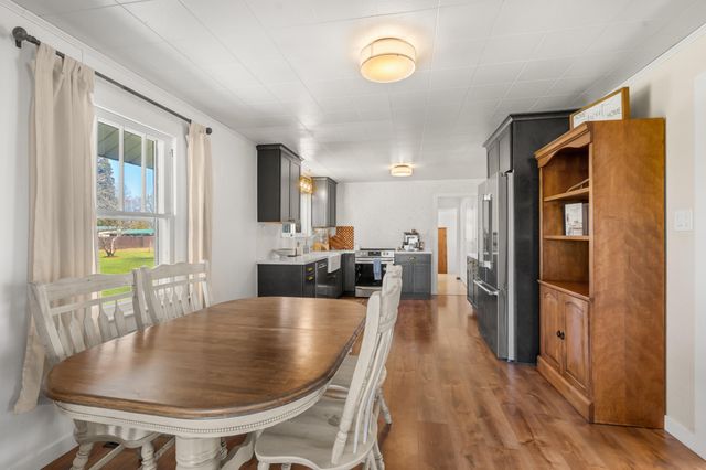 2653 Scenic Avenue, Central Point, OR 97502