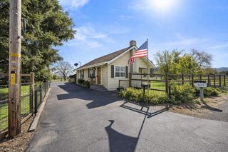 2653 Scenic Avenue, Central Point, OR 97502