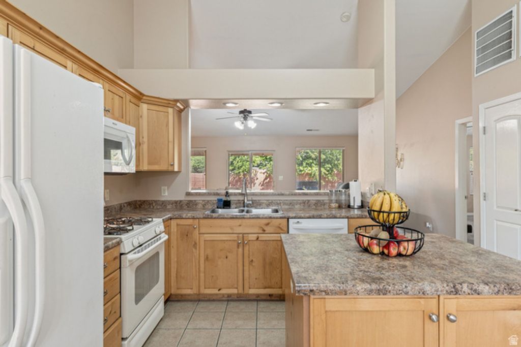 Image 8 of property listing at 1630 E 2450 S #222, St. George, UT 84790