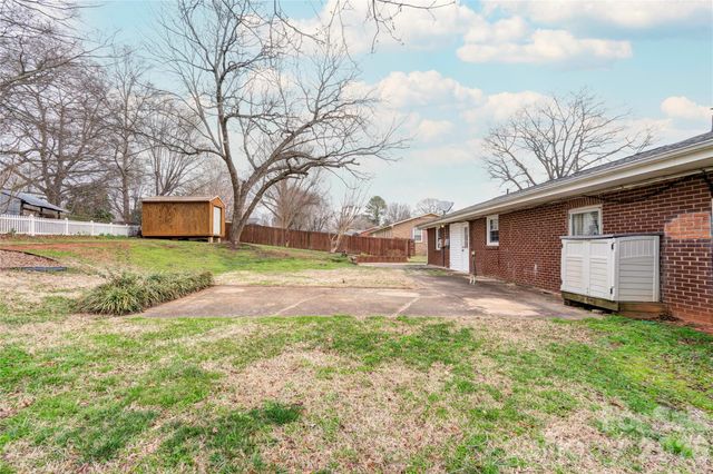 2926 Lake Drive, Shelby, NC 28152