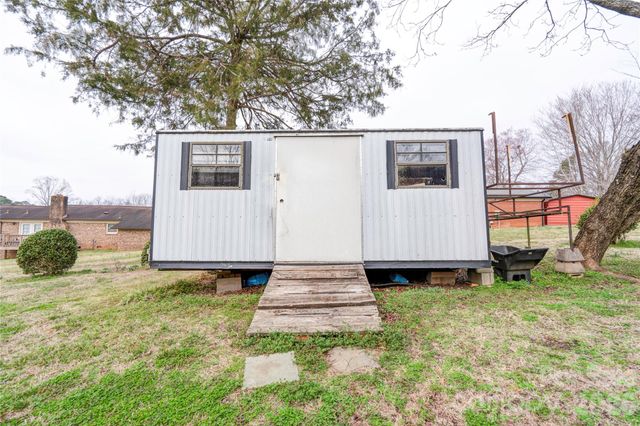 2926 Lake Drive, Shelby, NC 28152