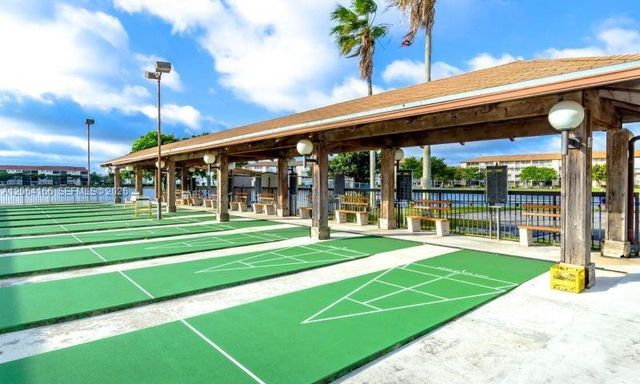 850 SW 138th Ave 409D, Pembroke Pines, FL 33027
