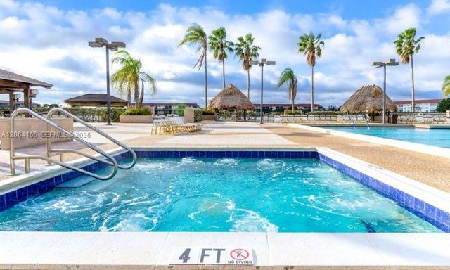 850 SW 138th Ave 409D, Pembroke Pines, FL 33027