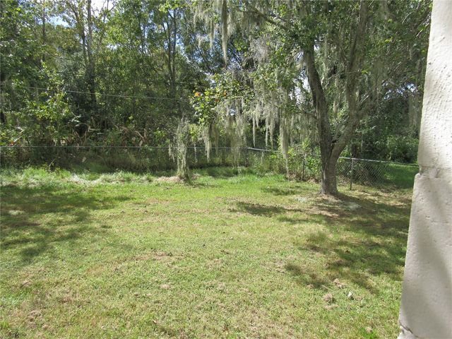 750 FOX LAKE DRIVE, Lakeland, FL 33809