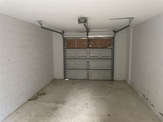 750 FOX LAKE DRIVE, Lakeland, FL 33809